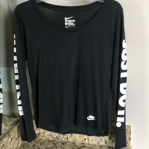 Nike Long-Sleeved Shirt Perfect Condition